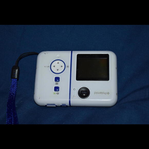 Polaroid iZone 300 Digital Camera TESTED WORKING, No Charging Dock or Cable - Picture 1 of 5